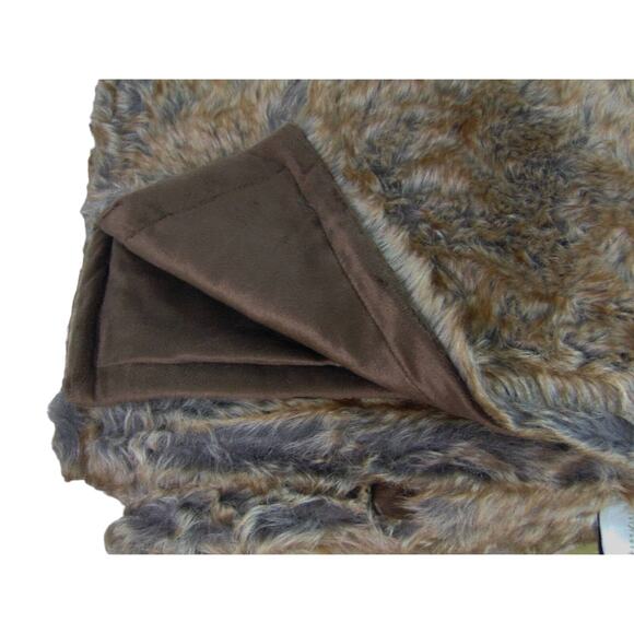 NEW Eskimo Brown Faux Fur & Fleece THROW 50x60 BLANKET Bedford Cottage Kennebunk - Picture 8 of 12